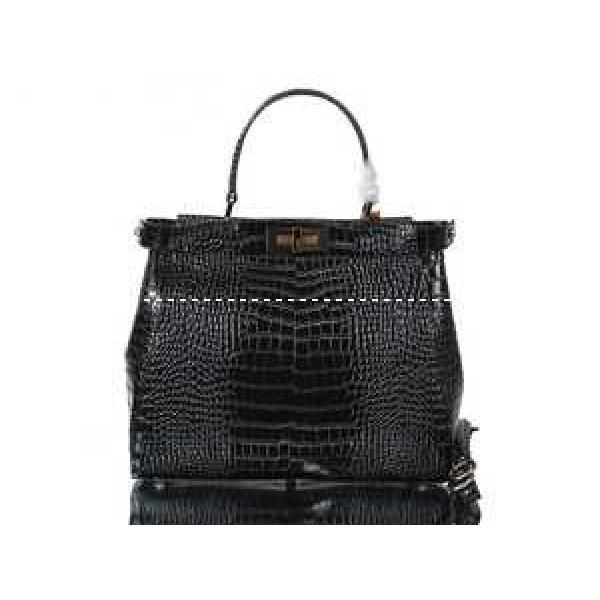 FENDI フェンディ 大人気☆NEW!!2026春夏 新作 手持ち&amp;ショルダー掛け8244.150.
