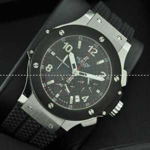 Hublotウブロ メンズ腕時計 日本製クオーツVK クロノグラフ 日付表示 サファイヤクリスタル風防 ラバー.178.