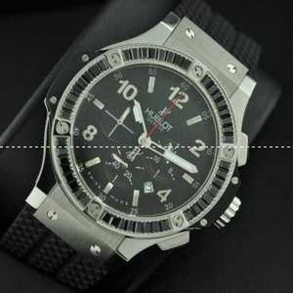 Hublotウブロ メンズ腕時計 日本製クオーツVK クロノグラフ 日付表示 サファイヤクリスタル風防 ダイヤベゼル ラバー.178.
