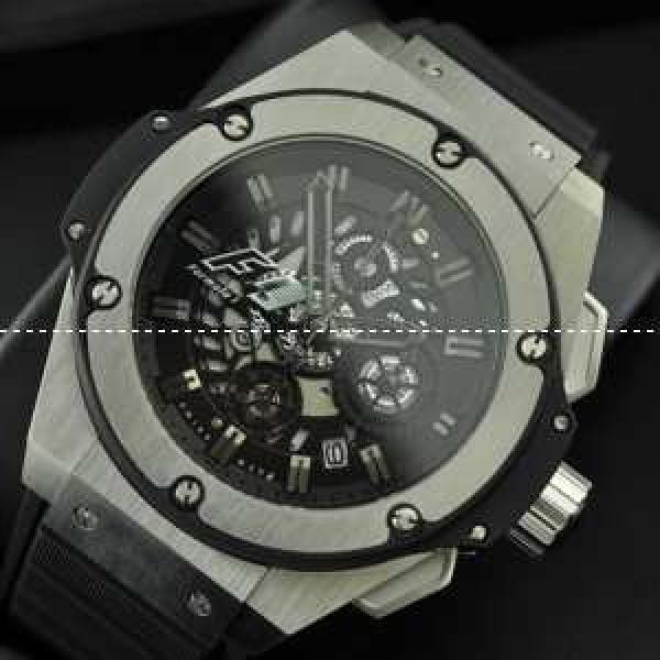 Hublotウブロ メンズ腕時計 日本製クオーツ 5針クロノグラフ 日付表示 ゴールド 44.8MM.178.