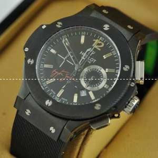 Hublotウブロ メンズ腕時計 日本製クオーツ 6針クロノグラフ 日付表示  ラバー 47MM ブラック.178.