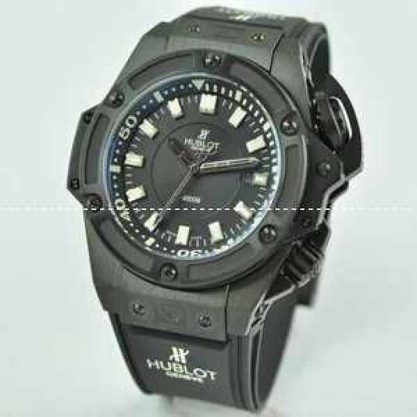 Hublotウブロ メンズ腕時計 自動巻き 3針クロノグラフ 日付表示 52MM ラバー サファイヤクリスタル風防 BLACK.178.