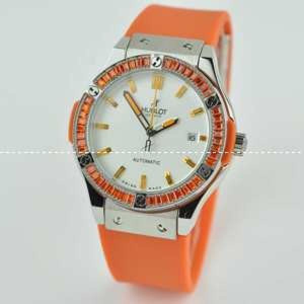 Hublotウブロ 女性用腕時計 自動巻き 3針クロノグラフ 日付表示 38MM ダイヤベゼル ラバー.178.