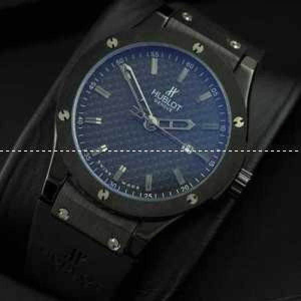 Hublotウブロ メンズ腕時計 自動巻き 3針クロノグラフ 日付表示 ラバー BLACK.178.