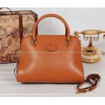 大人気☆NEW!!2026春夏 新作 人気商品 TOD'S トッズ 手持ち&ショルダー掛け33616.149.
