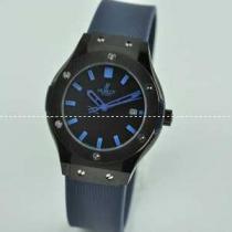 日本製クオーツ 3針クロノグラフ Hublotウブロ 女性用腕時計 日付表示 サファイヤクリスタル風防 34MM ラバー.178.