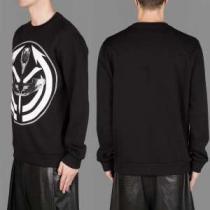 お買得 2026秋冬 GIVENCHY ジバンシー プルオーバーパーカー 楽に着用出来る
