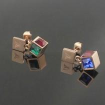 秋冬 2026 LOUIS VUITTON ルイ ヴィトン 美品！ダイヤモンド ピアス.224.