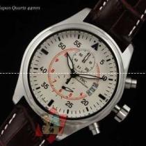 大人気　美品 インターナショナルウォッチ カン 腕時計.209.