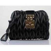 MIUMIU クラッチバッグ ショルダーバッグ ギョーザ ブラックが激安.43..43.