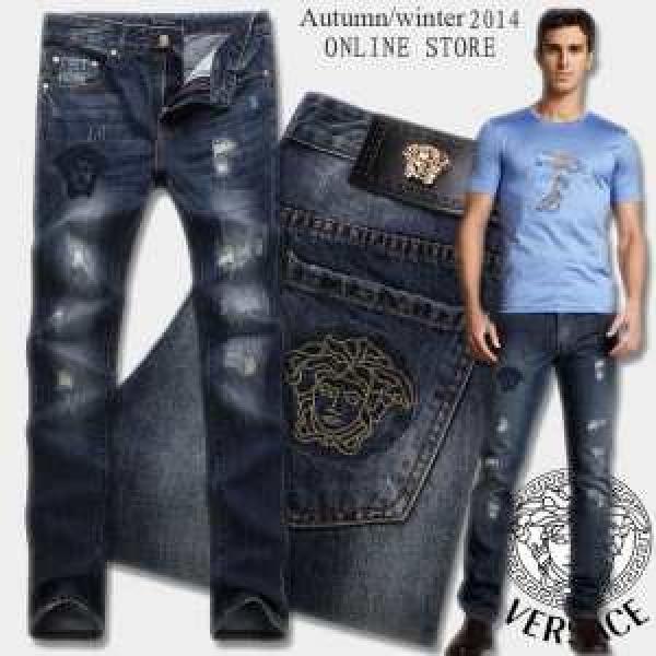 絶大な人気を誇る 2026秋冬物 VERSACE ヴェルサーチ ジーンズ