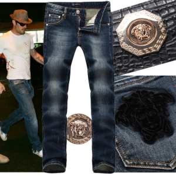 目を引く 2026秋冬物 VERSACE ヴェルサーチ   ジーンズ