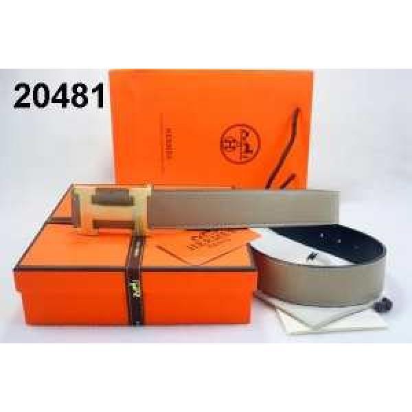 2026  おしゃれも譲れない  HERMES エルメス ベルト 本革(牛皮) 最高ランク