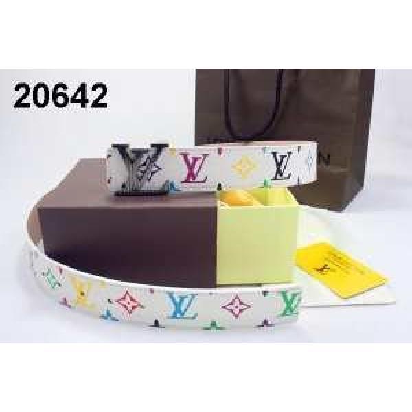 2026 人気激売れ新作 LOUIS VUITTON ルイ ヴィトン ベルト 本革(牛皮) 最高ランク