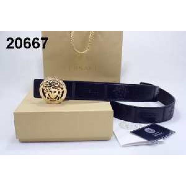 大人のおしゃれに 2026 VERSACE ヴェルサーチ ベルト 本革(牛皮) 最高ランク