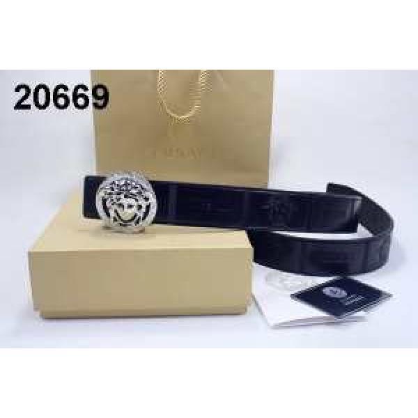 贅沢品 2026 VERSACE ヴェルサーチ ベルト 本革(牛皮) 最高ランク