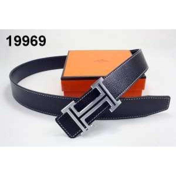 2026 コーデに合わせやすい HERMES エルメス ベルト