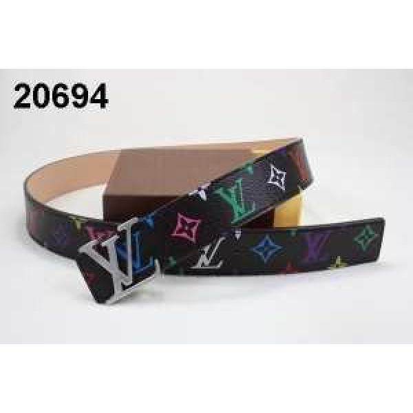 2026 人気商品 LOUIS VUITTON ルイ ヴィトン ベルト