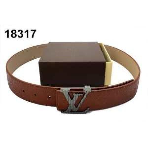 エレガントな装い 2026  LOUIS VUITTON ルイ ヴィトン  ベルト