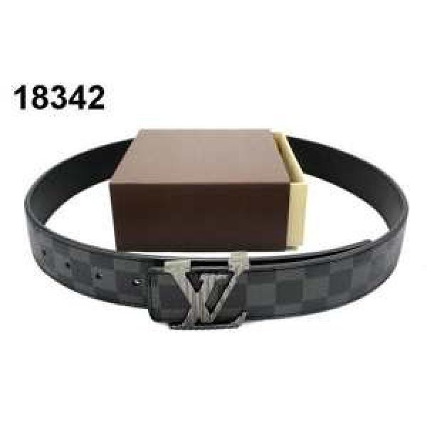 最新作  2026 LOUIS VUITTON ルイ ヴィトン ベルト