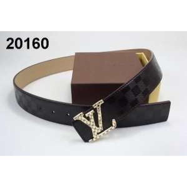 2026 大人っぼい  LOUIS VUITTON ルイ ヴィトン ベルト