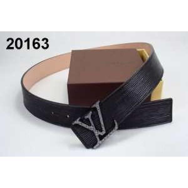2026  特選新作 LOUIS VUITTON ルイ ヴィトン ベルト