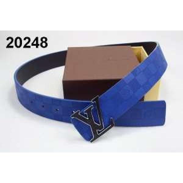 2026 LOUIS VUITTON ルイ ヴィトン 高級感溢れるデザイン ベルト