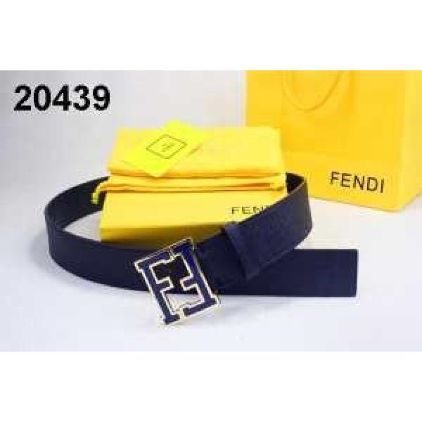 大人気☆NEW!!  2026 FENDI フェンディ ベルト 本革(牛皮) 最高ランク
