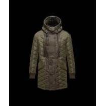 希少 2026秋冬 MONCLER モンクレール ダウンジャケット 寒い季節にピッタリの一枚