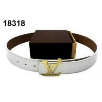 コーデに合わせ 2026  LOUIS VUITTON ルイ ヴィトン  ベルト