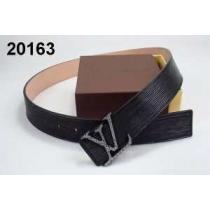 2026  特選新作 LOUIS VUITTON ルイ ヴィトン ベルト