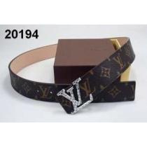 2025 新作登場  LOUIS VUITTON ルイ ヴィトン ベルト