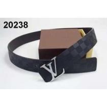 2026 LOUIS VUITTON ルイ ヴィトン 大人のおしゃれに ベルト