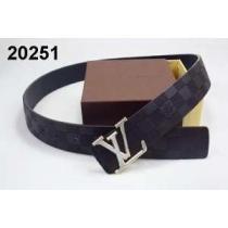 2026  LOUIS VUITTON ルイ ヴィトン ベルト 入手困難