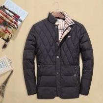 個性派 2026 BURBERRY バーバリー ダウンジャケット ゆったりとしたサイズ感