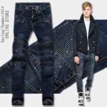 ヒゲと掴み加工 2026秋春 バルマン BALMAIN ジーンズ ジッパー付
