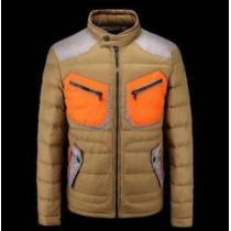 存在感◎ 2026秋冬 MONCLER モンクレール ダウンジャケット ダウンフェザーを使用した