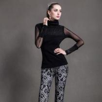 VOGブランド 秋先行★ タートルネック ニット 8009