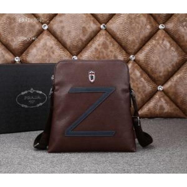 PRADA プラダ 2025 存在感◎ メンズ用 ショルダーバッグ 8840-2.57.