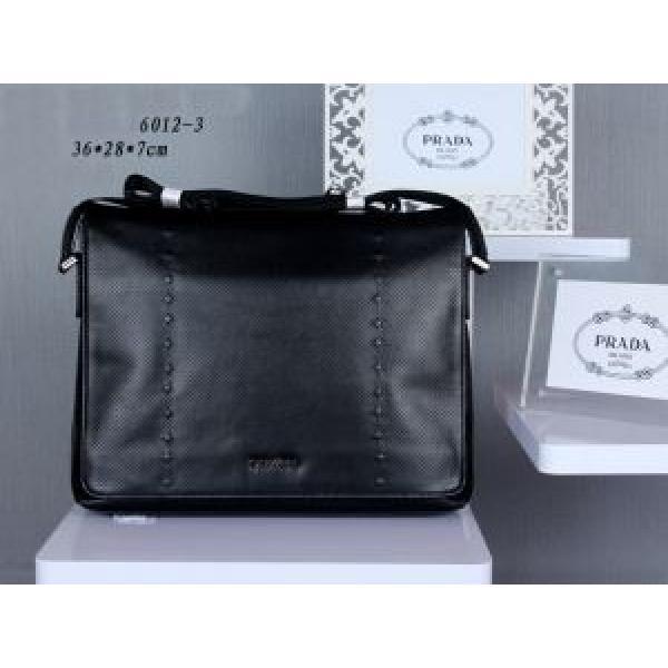 2026 値下げ！PRADA プラダ メンズ用 ショルダーバッグ 6012-3.57.