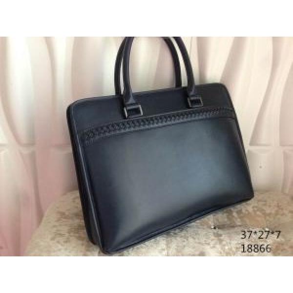 2026春夏 完売品！BOTTEGA VENETA ボッテガ ブランド ハンドバッグ 18866.61.