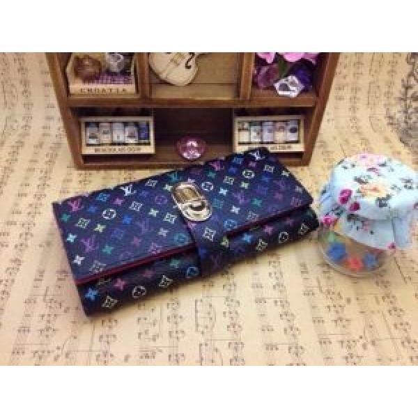2026 高級感演出 LOUIS VUITTON ルイ ヴィトン スナップボタン式開閉 レディース財布.108.