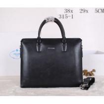PRADA プラダ 2026 首胸ロゴ メンズ用 手持ち&ショルダー掛け 315-1.57.