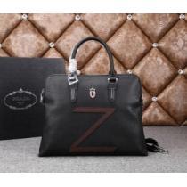 PRADA プラダ 2026 大人のおしゃれに メンズ用 手持ち&ショルダー掛け 8840-1.57.