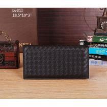 抜群の雰囲気が作れる! 2026春夏 BOTTEGA VENETA ボッテガ ブランド  財布 313.110.