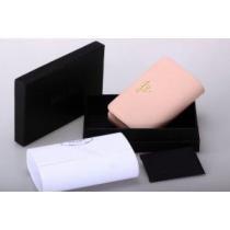 贈り物にも◎ 2026春夏 PRADA プラダ 財布 1225.105.