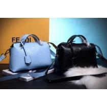 人気が爆発 2025春夏 FENDI フェンディ 手持ち&ショルダー掛け 2388   2色可選.150.
