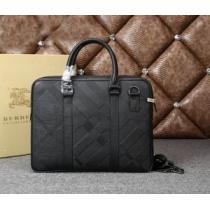 耐久性に優れ 2026春夏 BURBERRY バーバリー ハンドバッグ 8842-1.47.