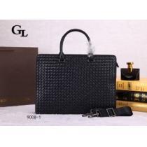 2026 BOTTEGA VENETA ボッテガ ブランド◆モデル愛用◆メンズ用 手持ち&ショルダー掛け 9008-1.61.