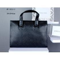2026 BOTTEGA VENETA ボッテガ ブランド ～希少 メンズ用 手持ち&ショルダー掛け 9212-5.61.